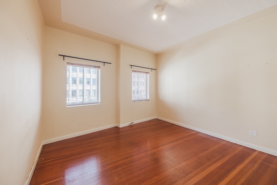 2 Bedroom Property for Sale in Cape Town City Centre Western Cape